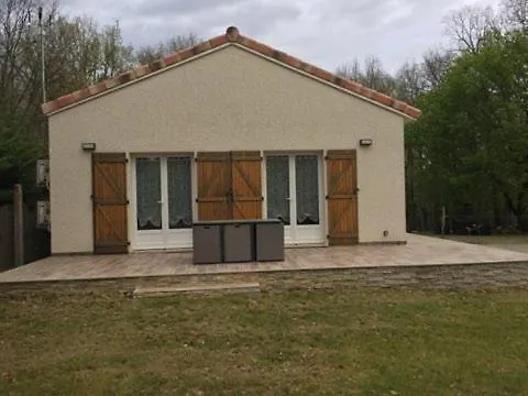 Charmante Maison Lagraulet-Saint-Nicolas 度假居
